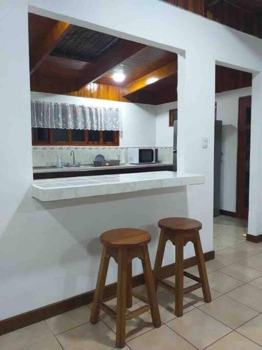 Amplia Casa En Paquera Apartment Exterior photo
