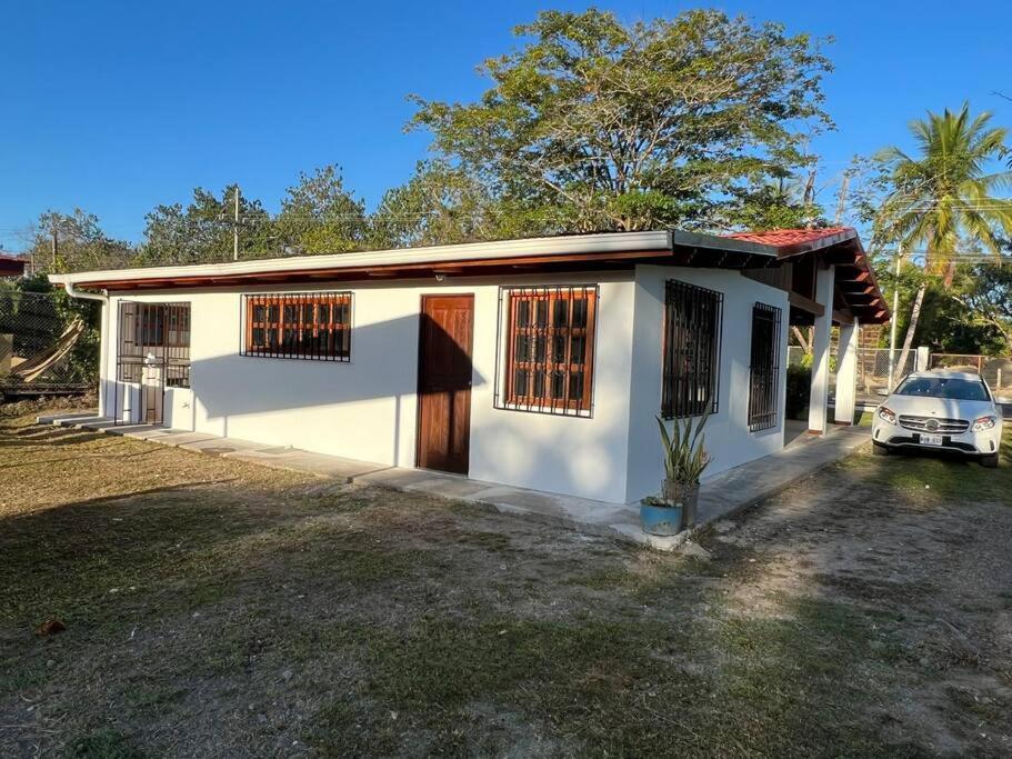 Amplia Casa En Paquera Apartment Exterior photo
